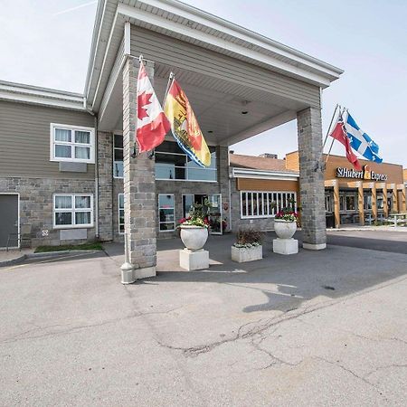 Econo Lodge Inn & Suites Montmagny Bagian luar foto